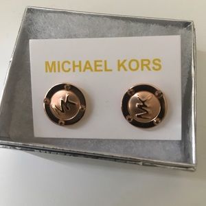 NEW Michael Kors logo earrings (rose gold) UNWORN
